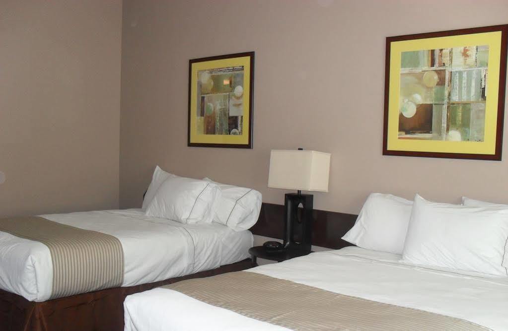 Bell'S Extended Stay And Suites Сент-Роберт Экстерьер фото